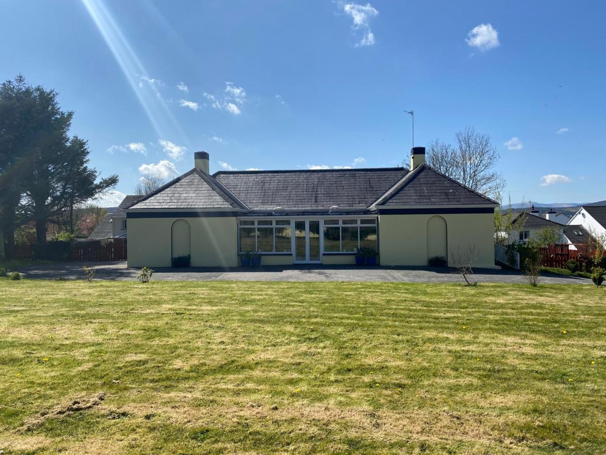 Quay Lodge Westport Exterior photo